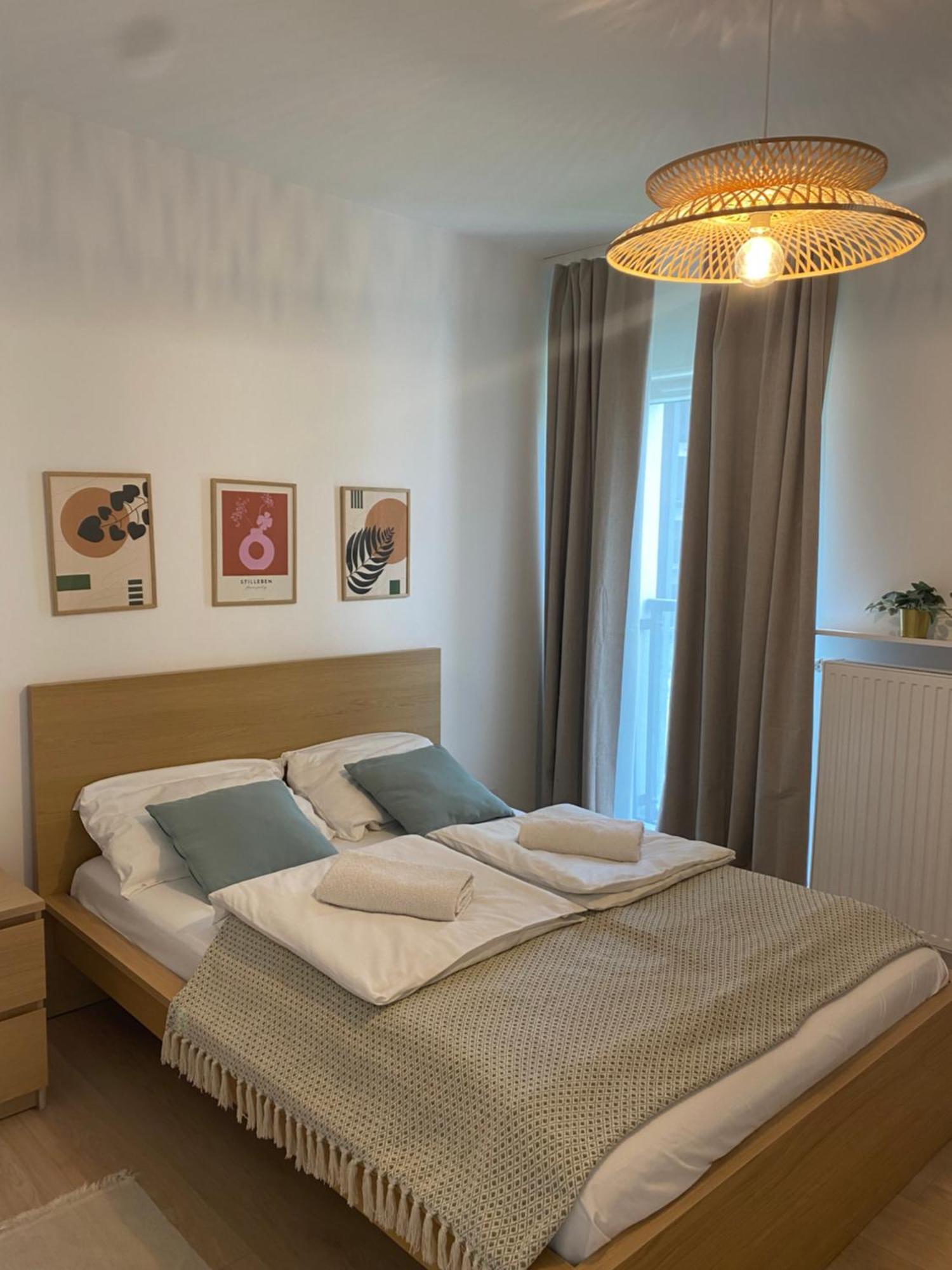 Metro Szwedzka Apartament Orange Варшава Экстерьер фото